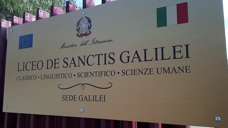 La pioggia che allaga l’istituto fa saltare i riscaldamenti e le lezioni