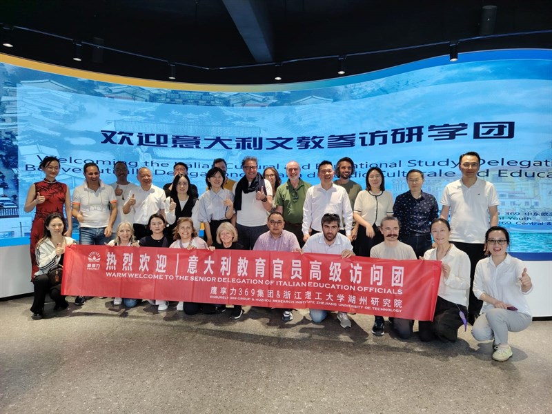 Il preside dell'Einaudi in Cina tra i docenti invitati dall'Università di Hangzhou