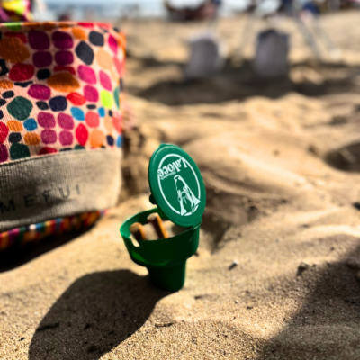 Posacenere da spiaggia de La Voce di Manduria Posacenere da spiaggia de La Voce di Manduria