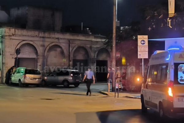 Scontro nella notte a Manduria: ancora una volta coinvolti un netturbino e un carabiniere 