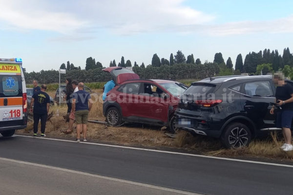 Un altro incidente sulla Manduria-Uggiano: due persone in ospedale