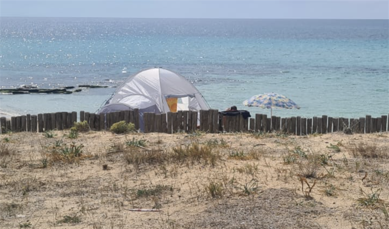 La tenda sulla spiaggia