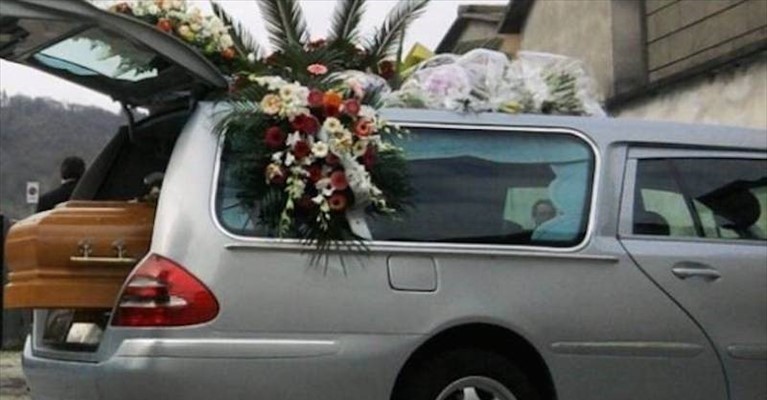 Carro funebre