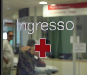 Infermiere aggredito al pronto soccorso del Santissima Annunziata