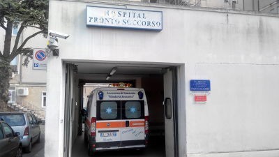 Esplode il telefono, ragazza ustionata finisce in ospedale a Manduria